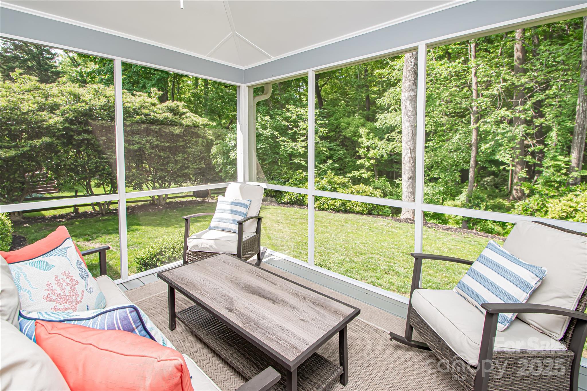6425 High Creek Court Charlotte NC 28277