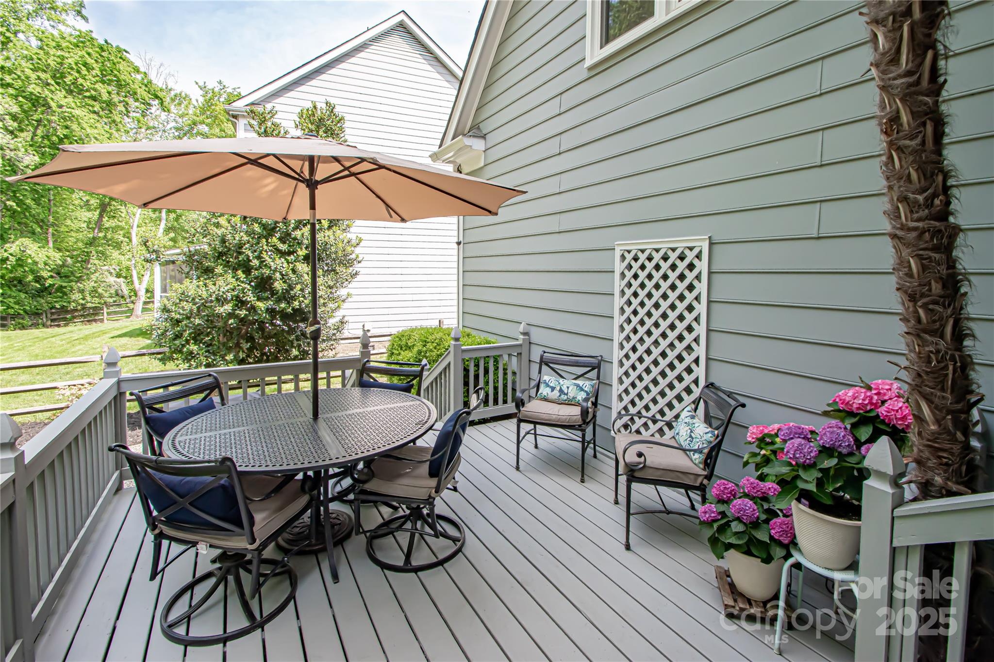 6425 High Creek Court Charlotte NC 28277