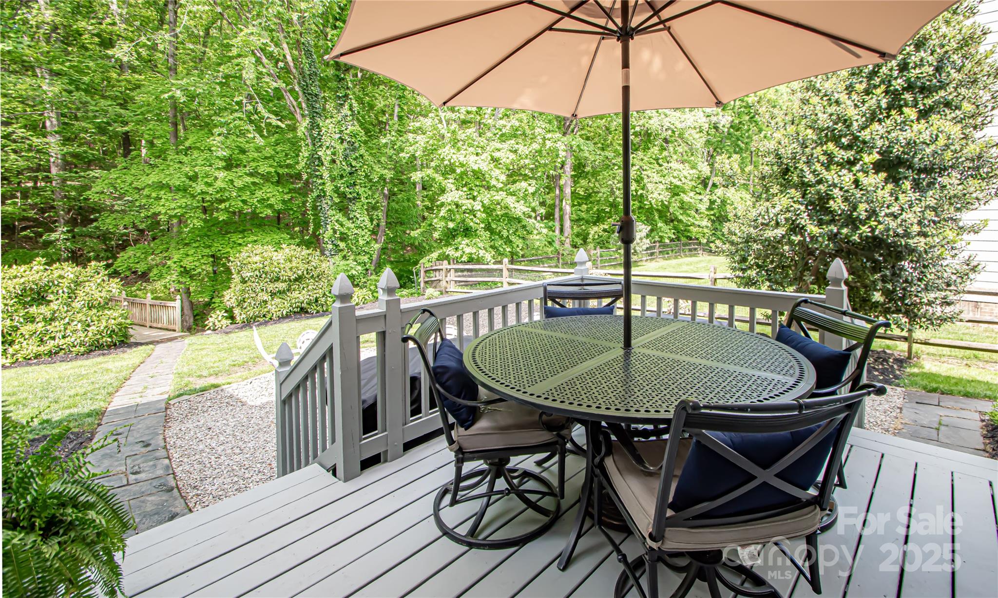 6425 High Creek Court Charlotte NC 28277
