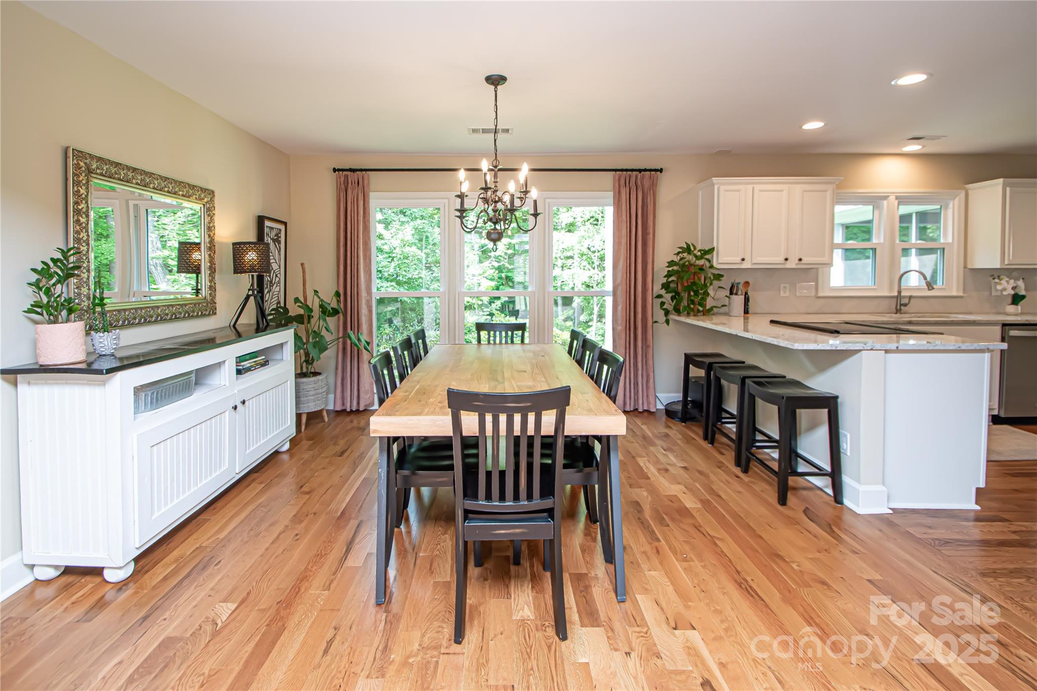 6425 High Creek Court Charlotte NC 28277