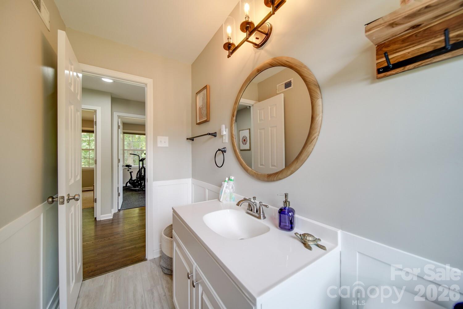 1512 Newcastle Street Charlotte NC 28216