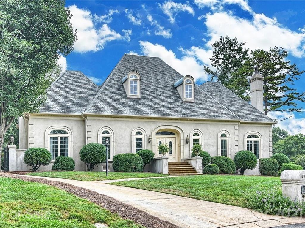 6701 N Baltusrol Lane Charlotte NC 28210