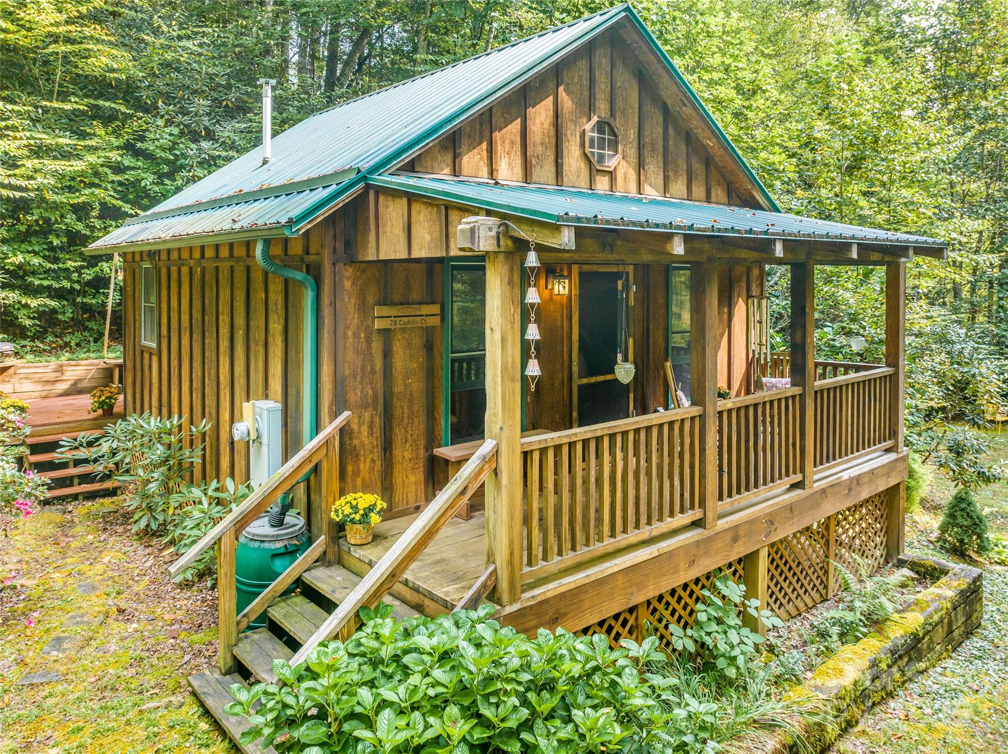 Marshall NC, 28 Caddis Court