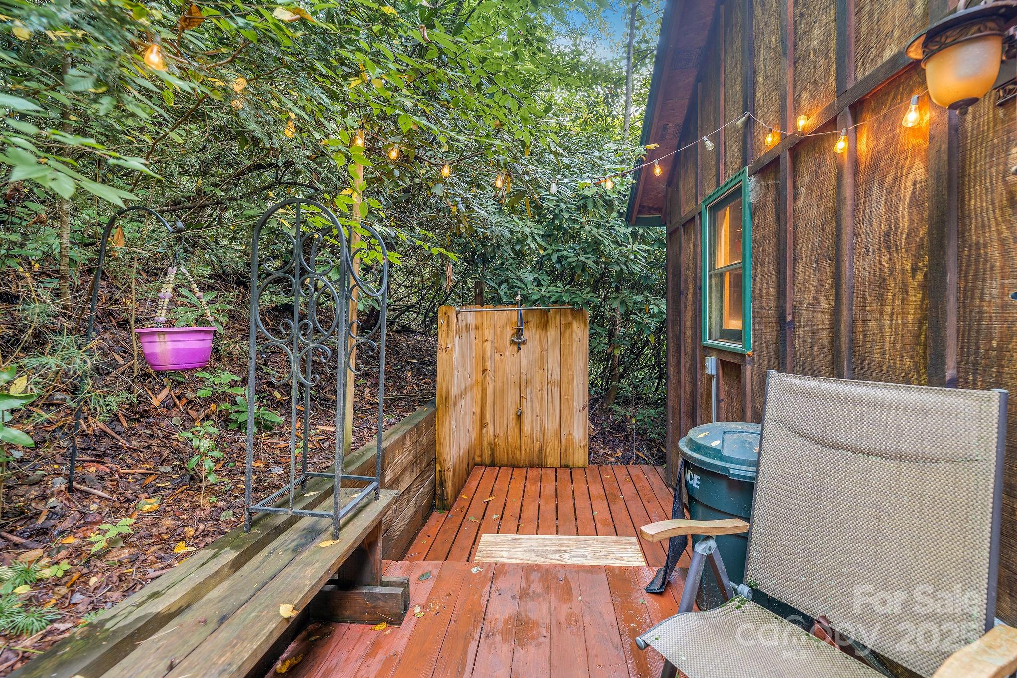 28 Caddis Court Marshall NC 28753