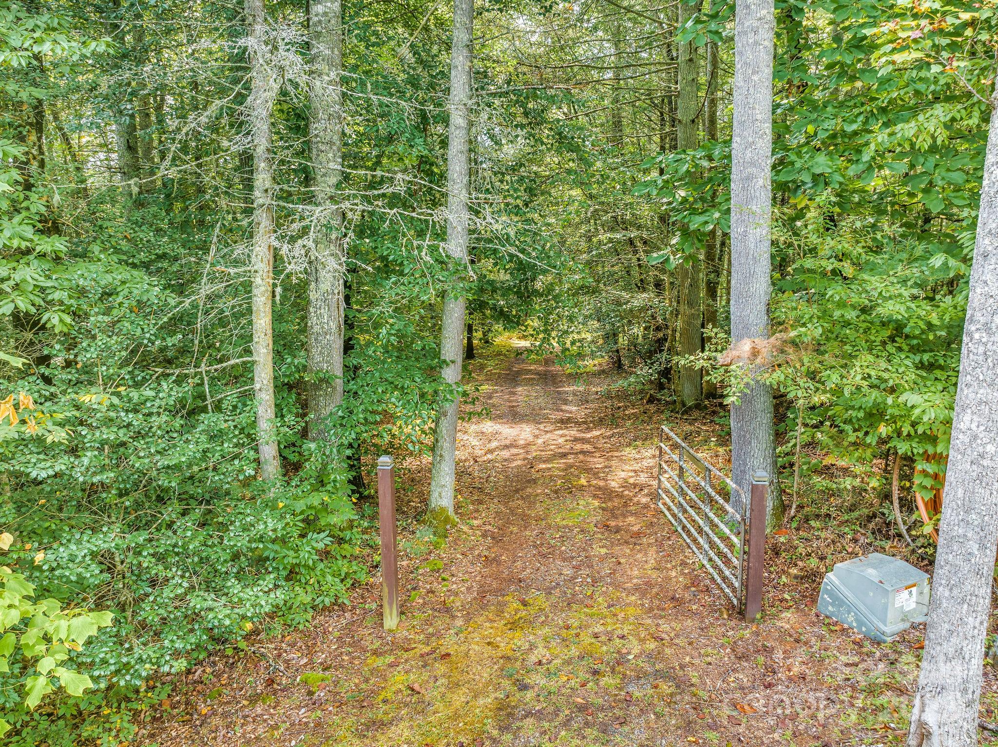 28 Caddis Court Marshall NC 28753