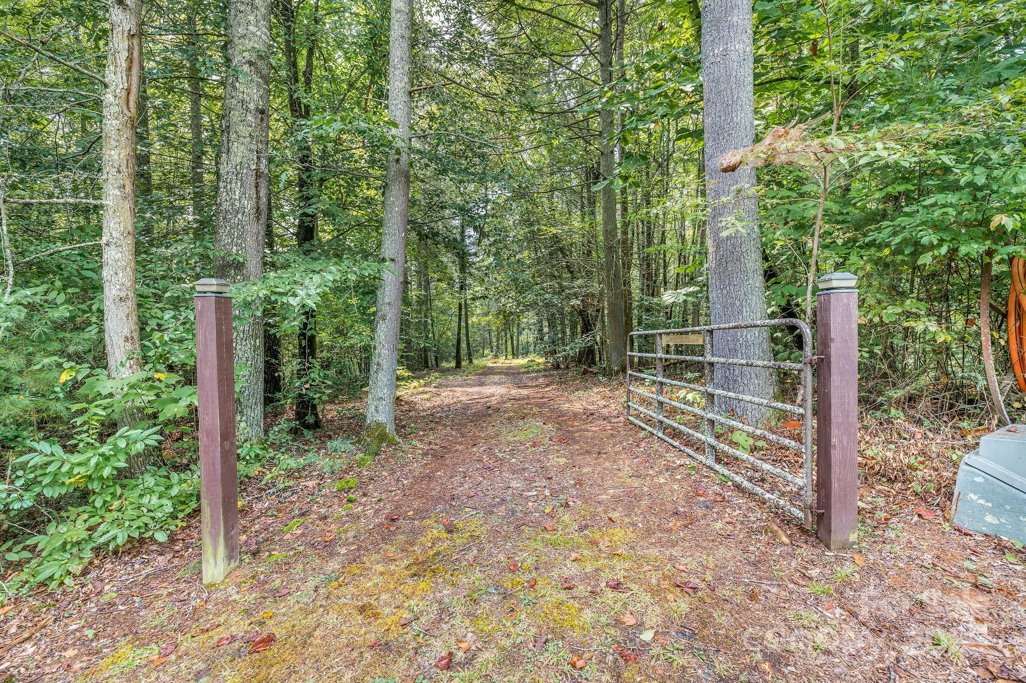 28 Caddis Court Marshall NC 28753