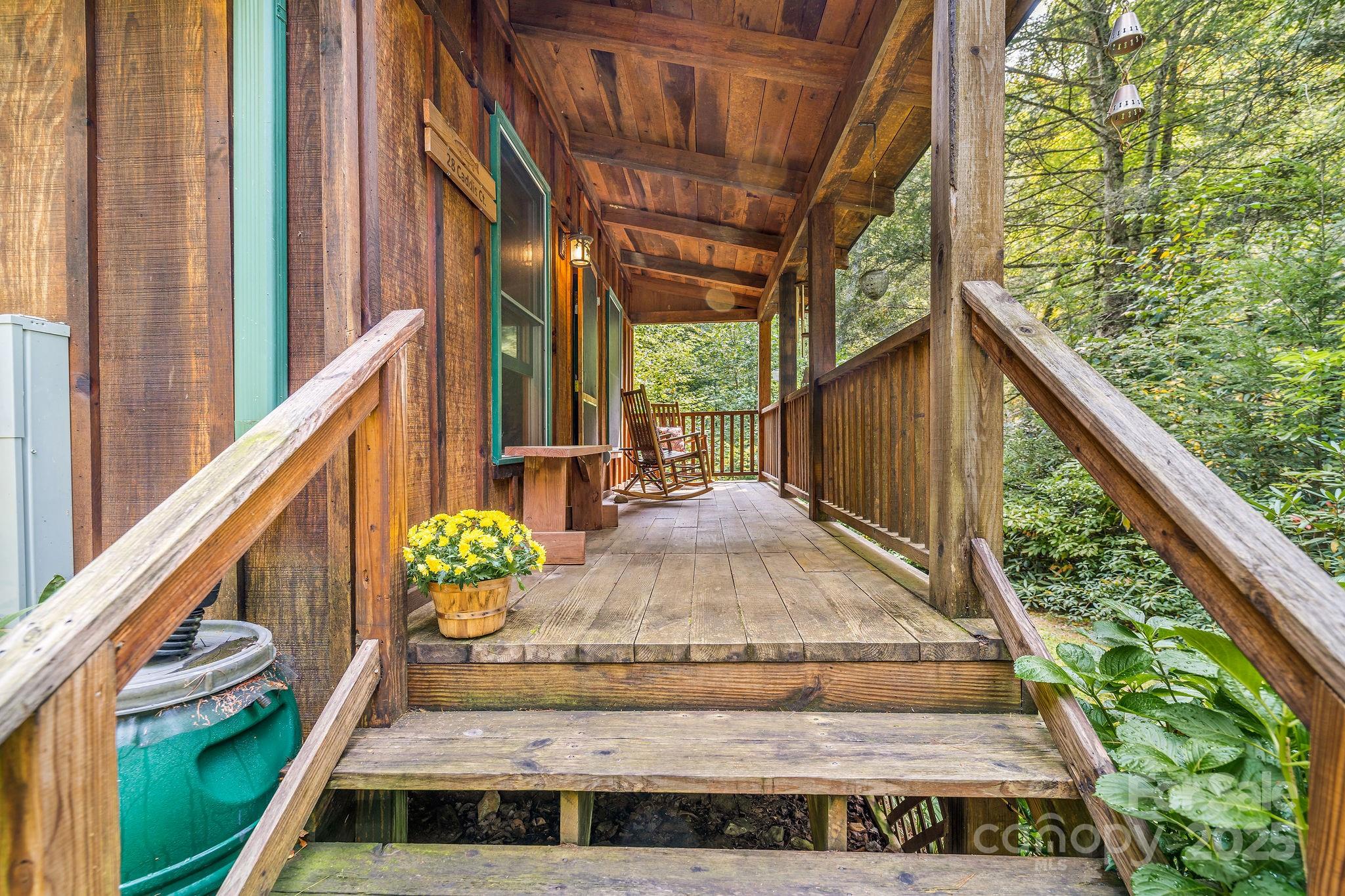 28 Caddis Court Marshall NC 28753