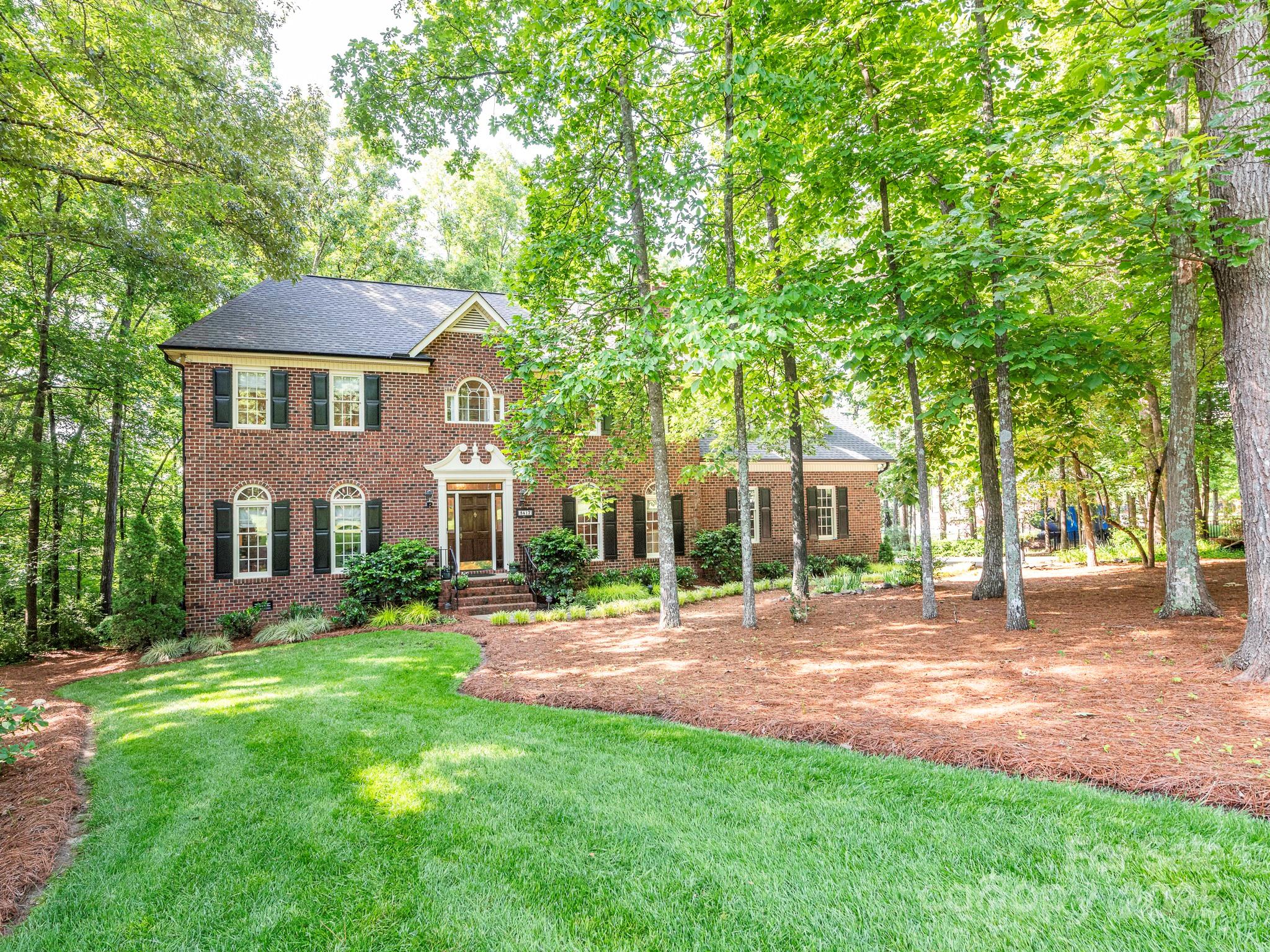 5417 Bedfordshire Avenue Harrisburg NC 28075