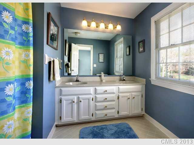 6836 Huntfield Drive Charlotte NC 28270