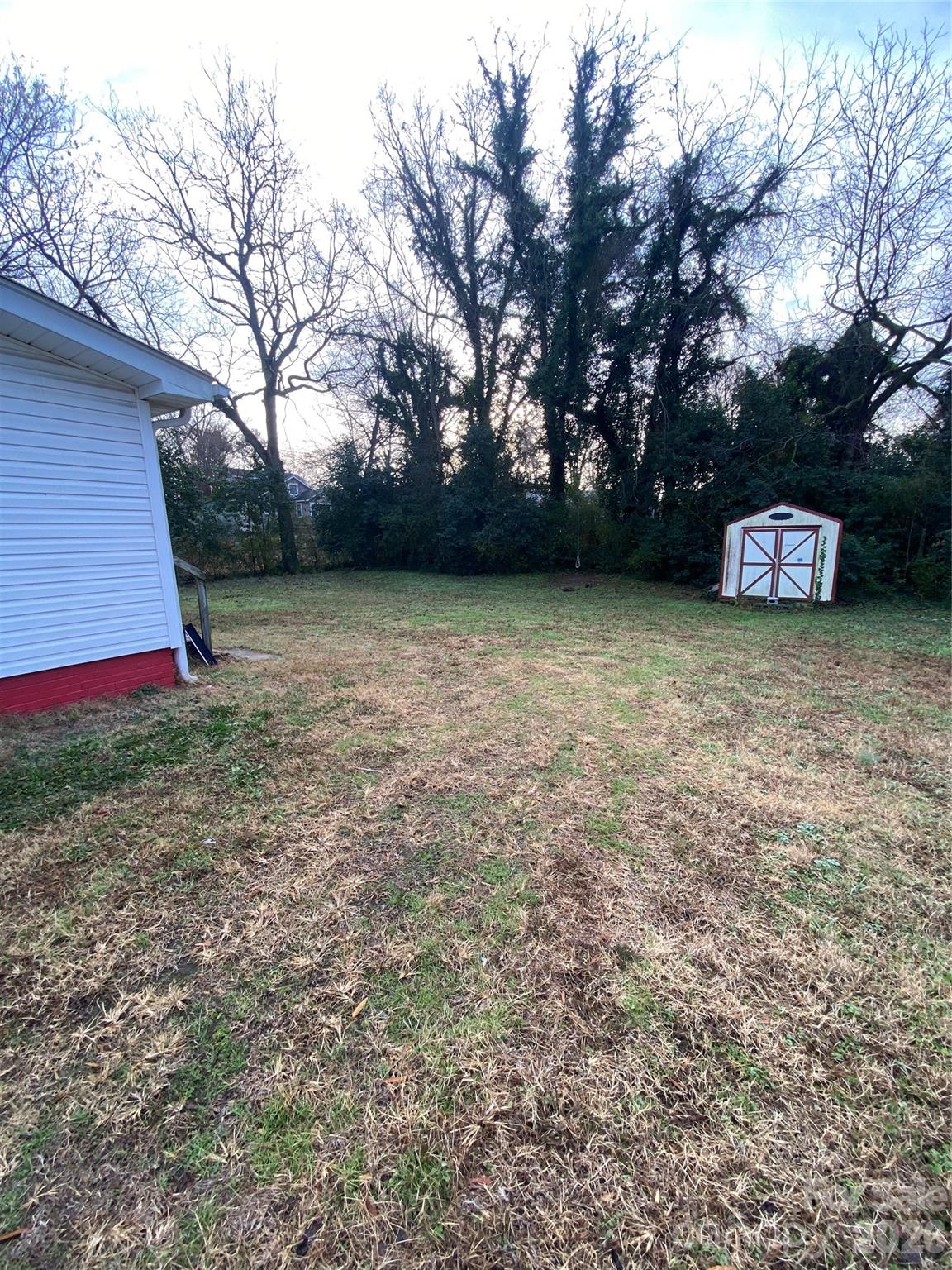 303 Rogers Lake Road Kannapolis NC 28081