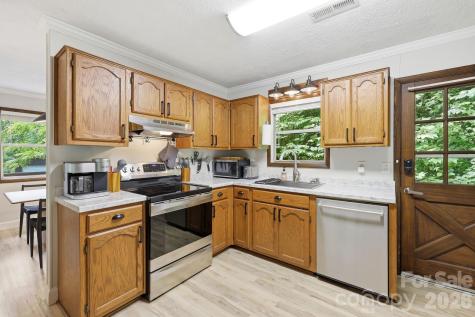 182 Saw Branch Road Candler NC 28715