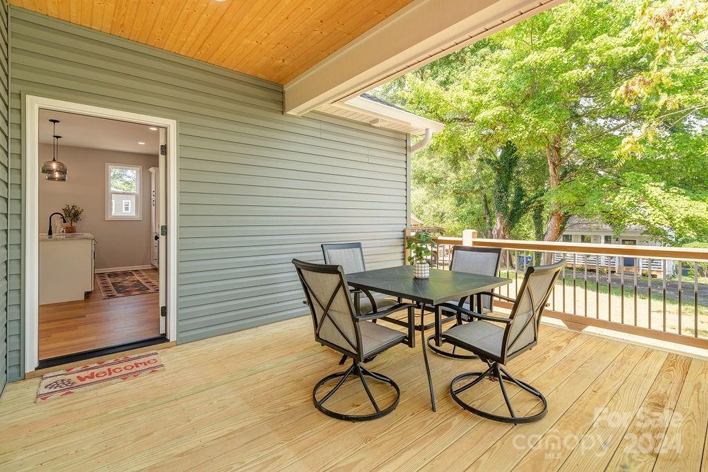 30 Gudger Road Candler NC 28715