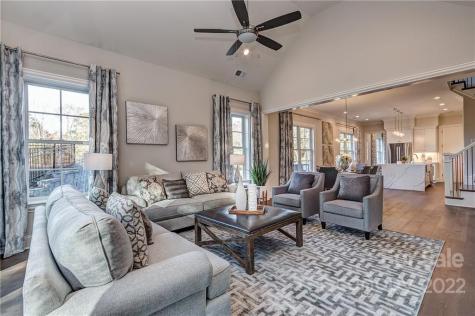 313 Audrey Place Charlotte NC 28226