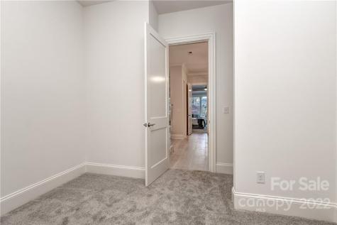 313 Audrey Place Charlotte NC 28226