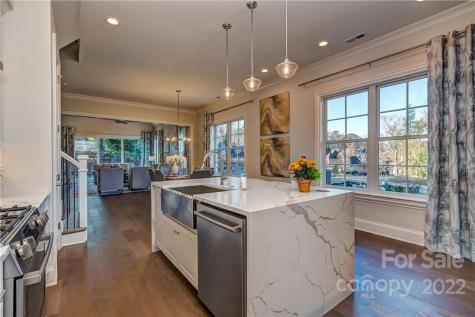 313 Audrey Place Charlotte NC 28226