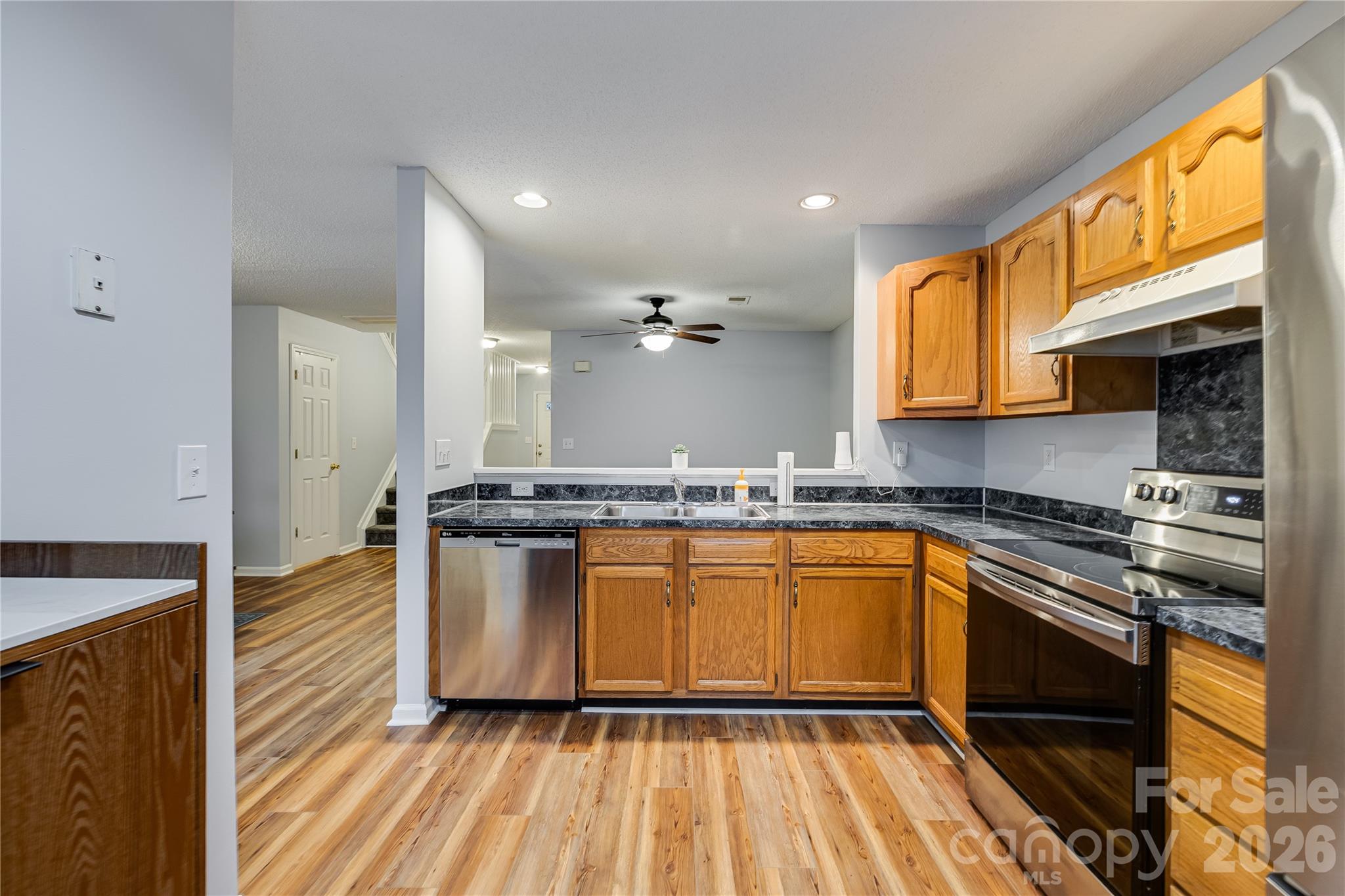 5925 Prescott Court Charlotte NC 28269