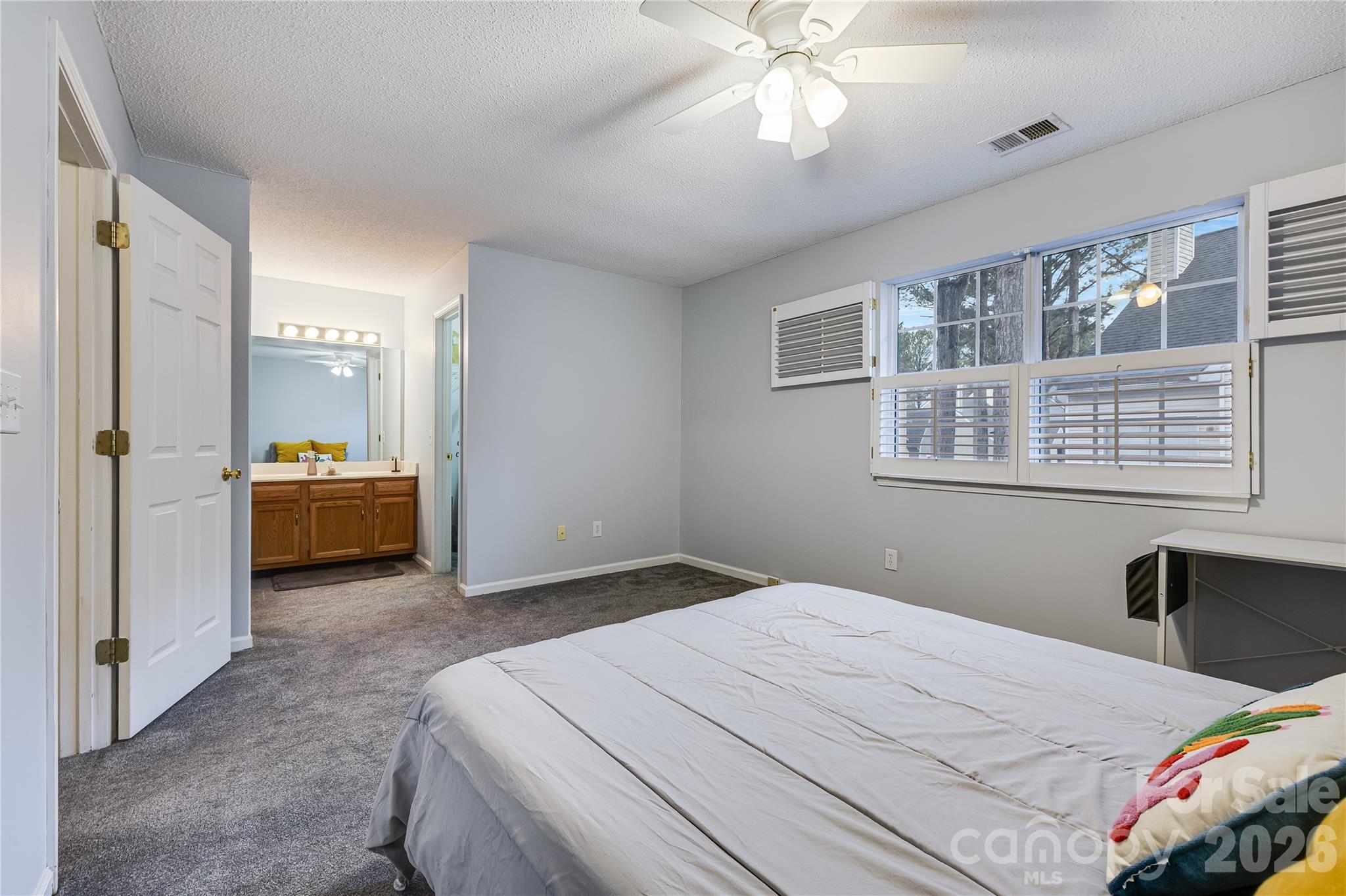 5925 Prescott Court Charlotte NC 28269