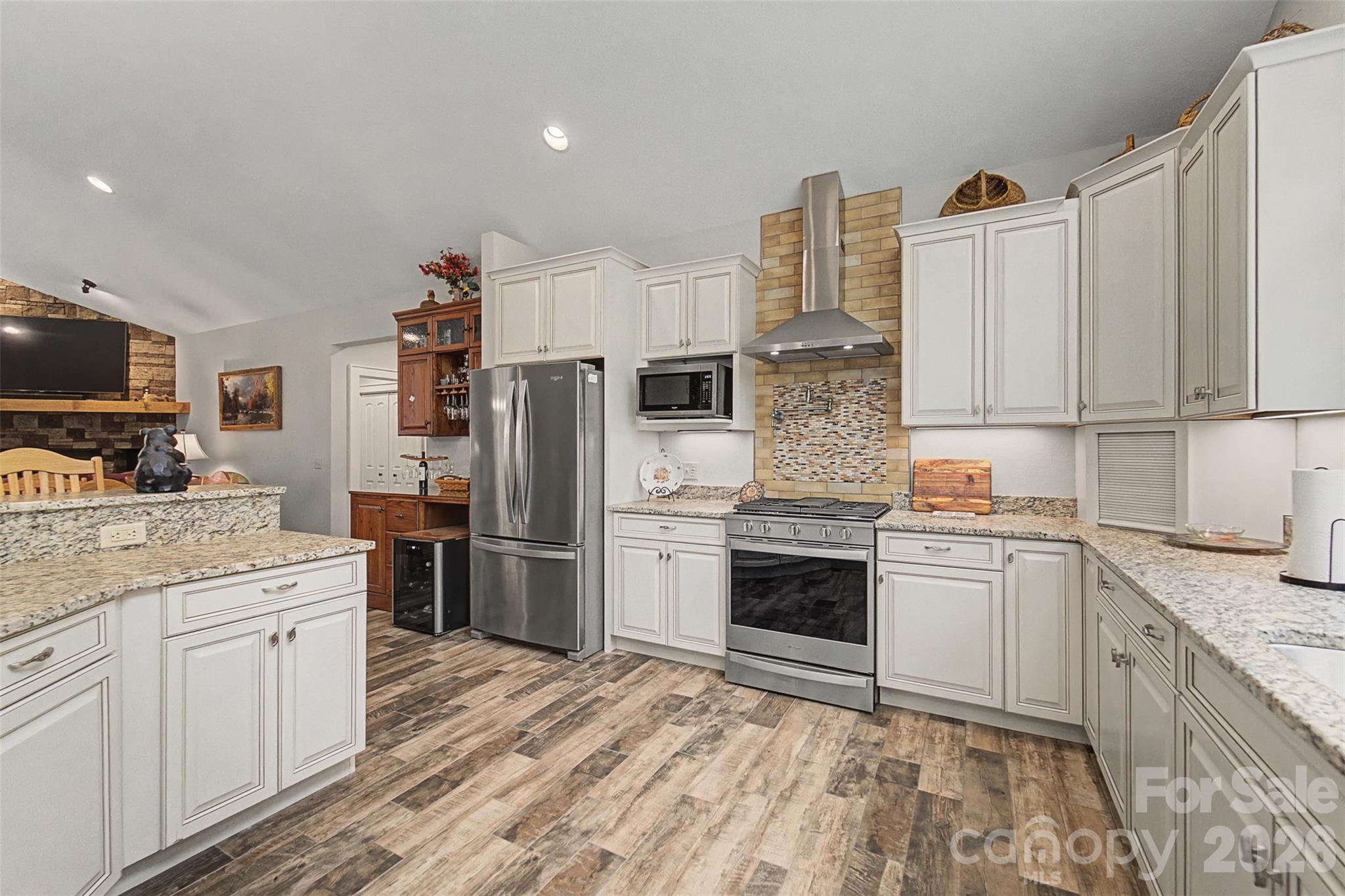 151 High Grove Parkway Whittier NC 28789