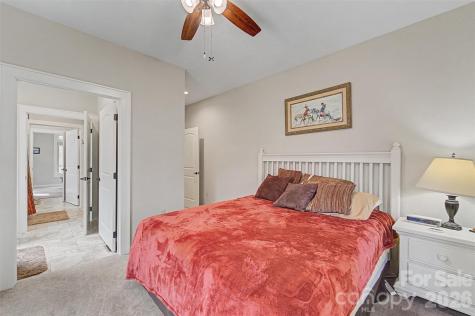 151 High Grove Parkway Whittier NC 28789