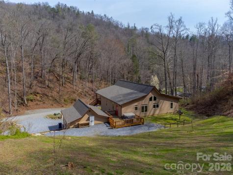 151 High Grove Parkway Whittier NC 28789