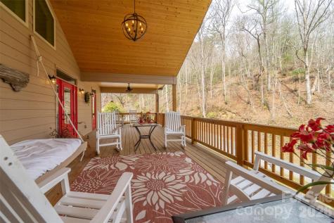 151 High Grove Parkway Whittier NC 28789