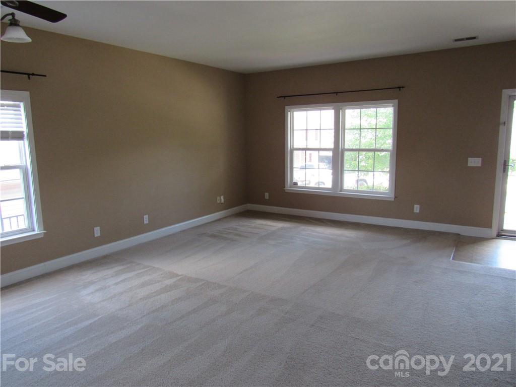 1435 Southern Sugar Drive Charlotte NC 28262