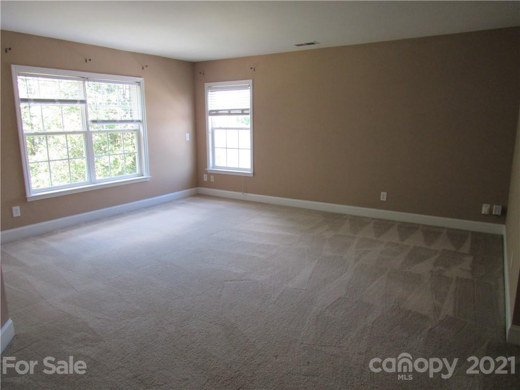 1435 Southern Sugar Drive Charlotte NC 28262