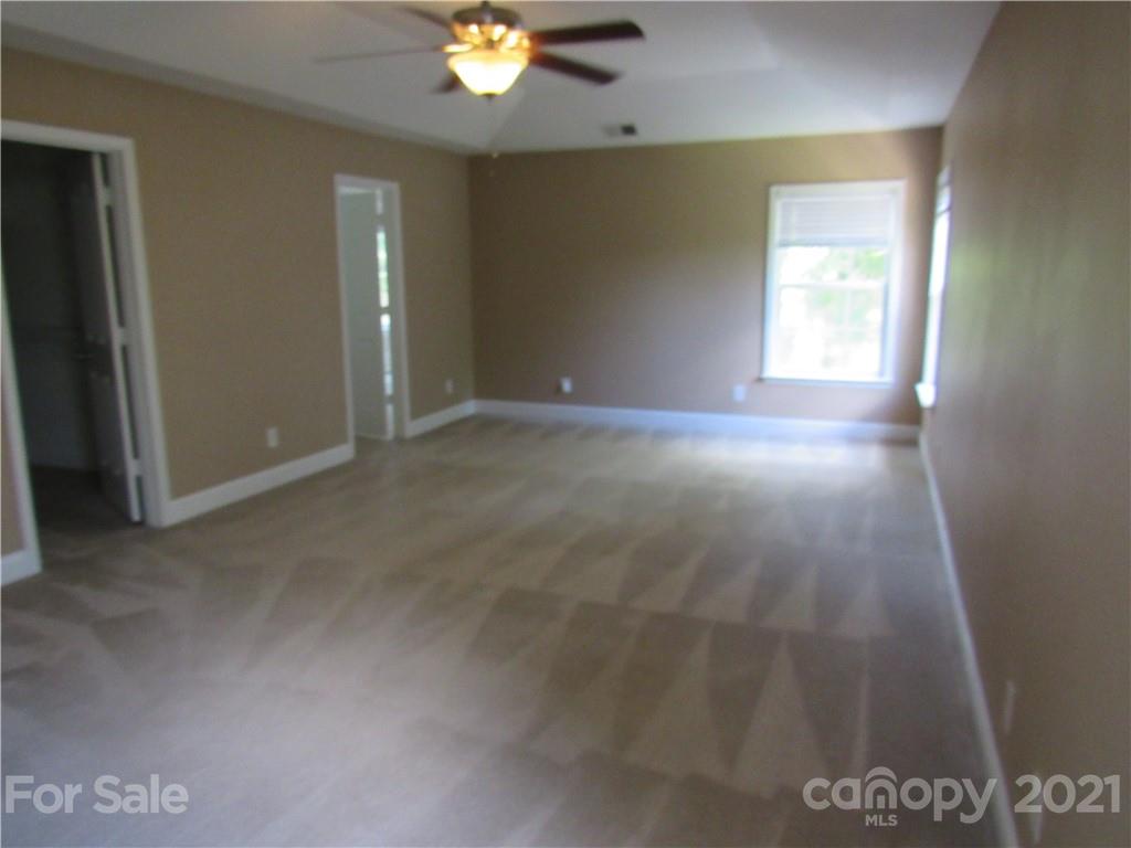 1435 Southern Sugar Drive Charlotte NC 28262