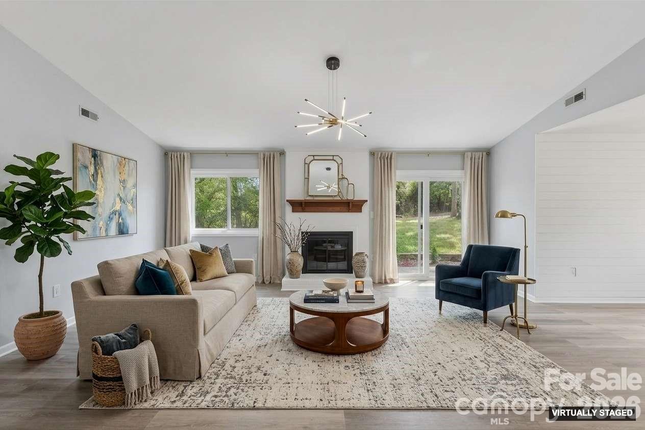 2516 Turnberry Lane Charlotte NC 28210