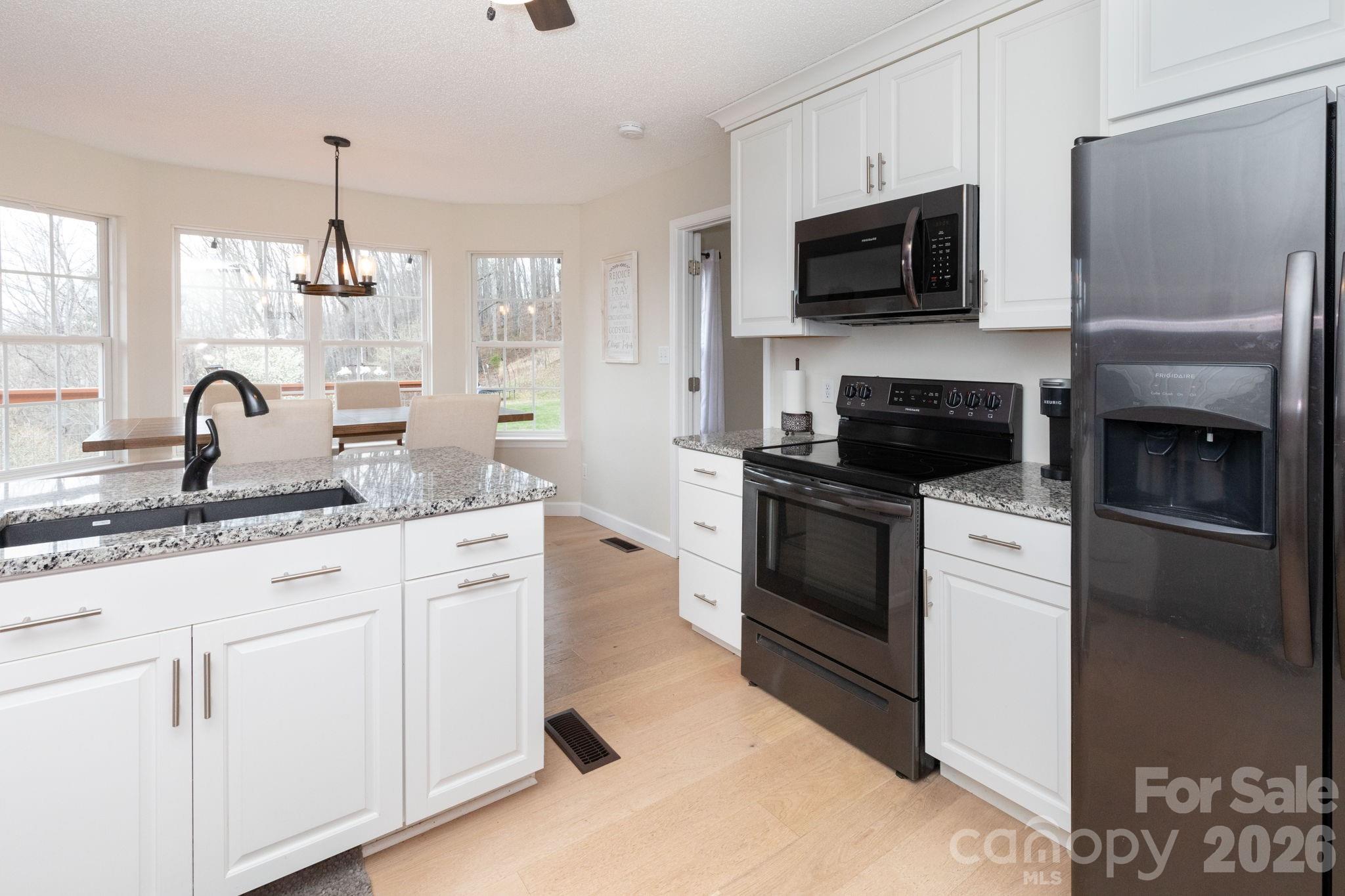 21 S Lindon Cove Road Candler NC 28715