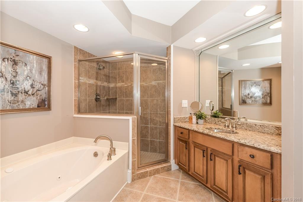 5738 Ballinard Lane Charlotte NC 28277