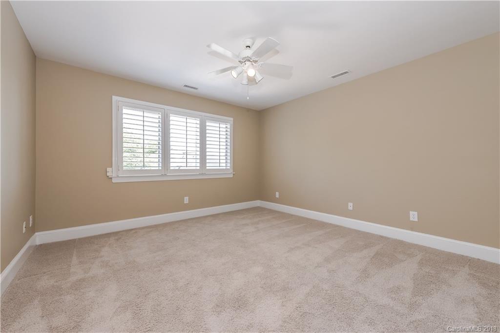 5738 Ballinard Lane Charlotte NC 28277