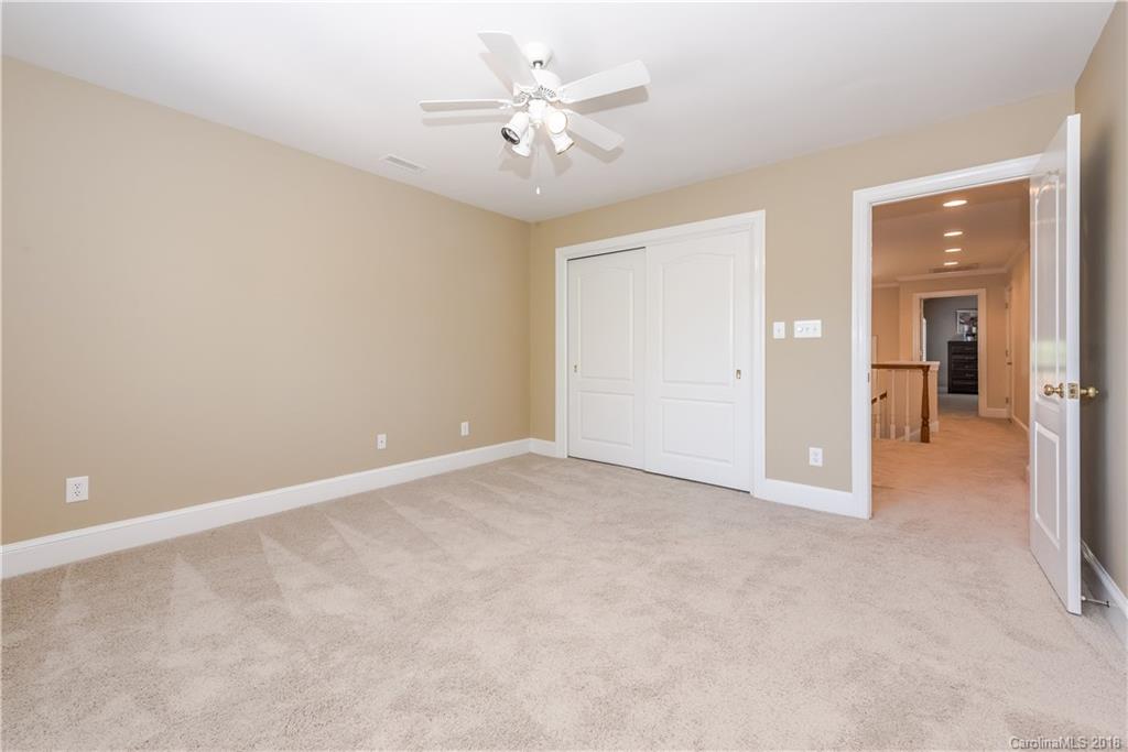 5738 Ballinard Lane Charlotte NC 28277