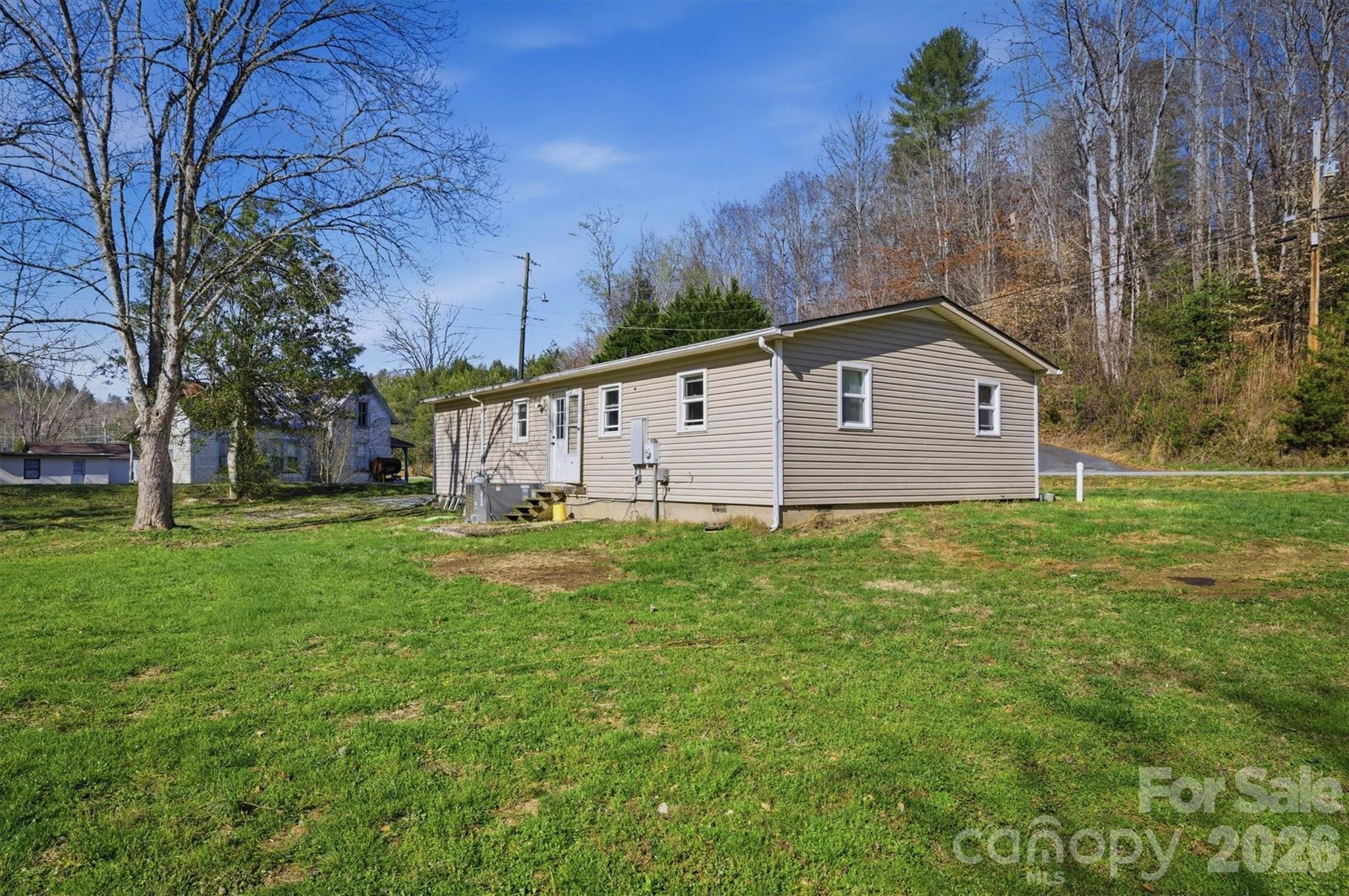 1553 Echo Drive Lenoir NC 28645