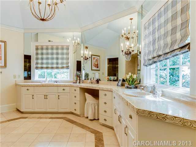 2200 Hopedale Avenue Charlotte NC 28207