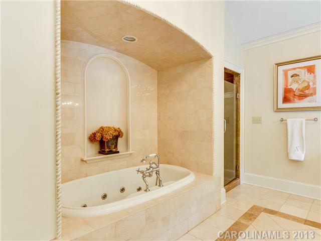 2200 Hopedale Avenue Charlotte NC 28207