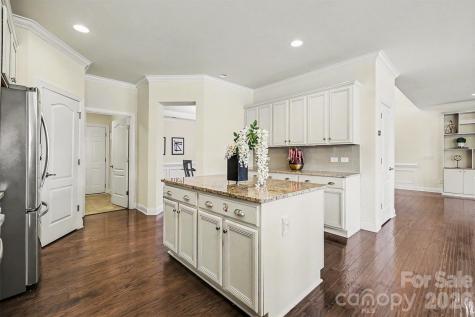 8455 Rosemary Way Harrisburg NC 28075