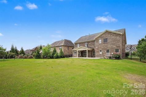 8455 Rosemary Way Harrisburg NC 28075