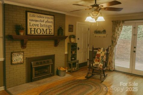 252 Deerfield Street SE Lenoir NC 28645