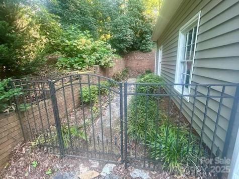252 Deerfield Street SE Lenoir NC 28645