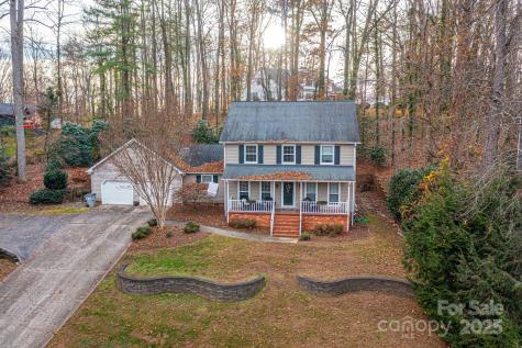 252 Deerfield Street SE Lenoir NC 28645
