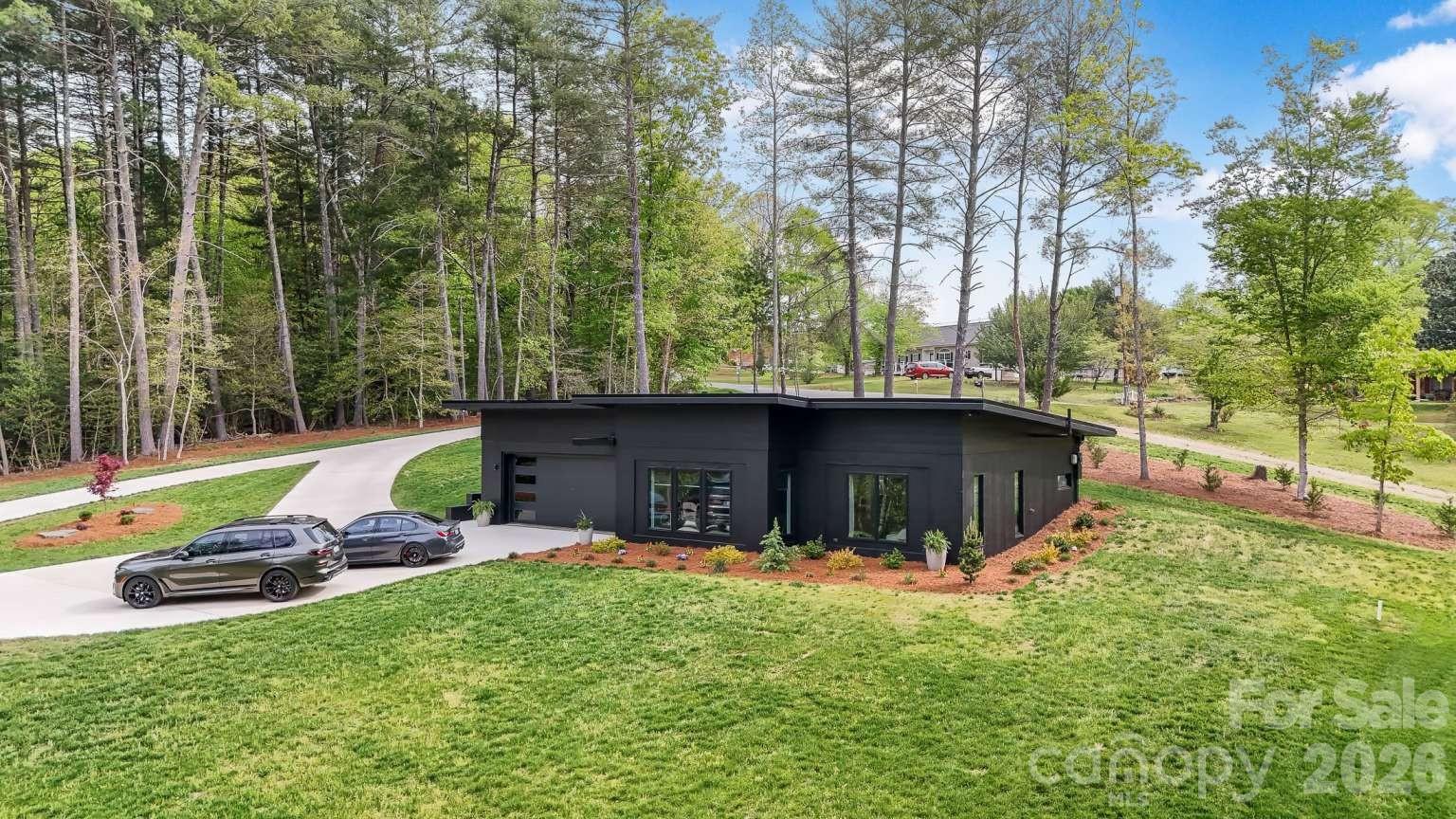 444 Starnes Circle Drive Taylorsville NC 28681