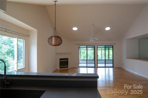 60 Park Avenue Street Asheville NC 28803