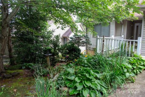 60 Park Avenue Street Asheville NC 28803