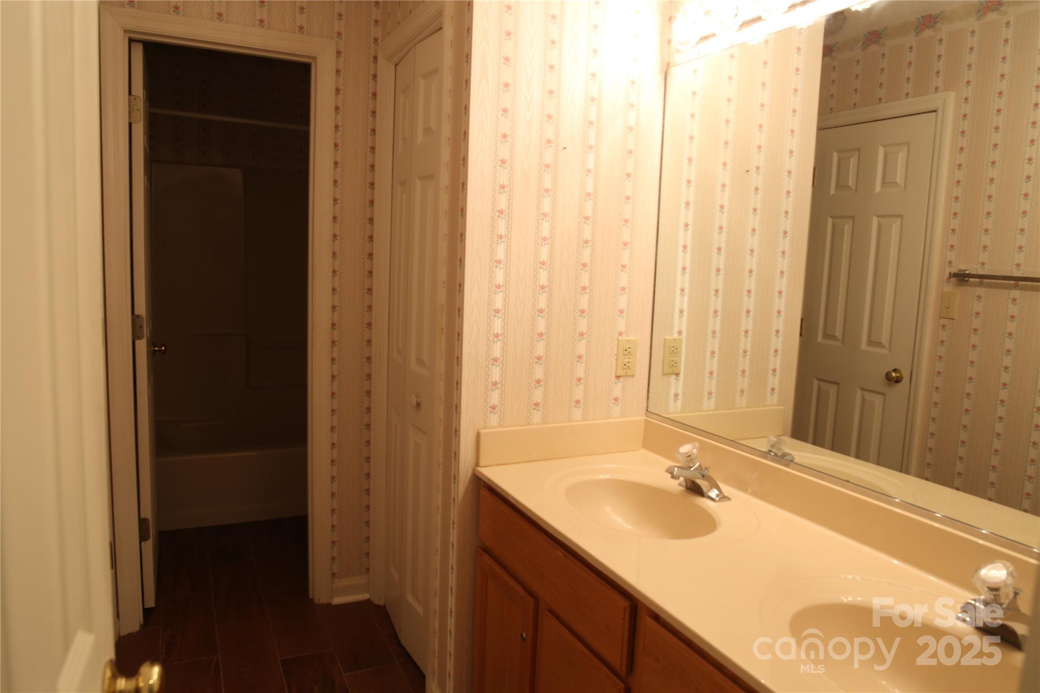 60 Park Avenue Street Asheville NC 28803