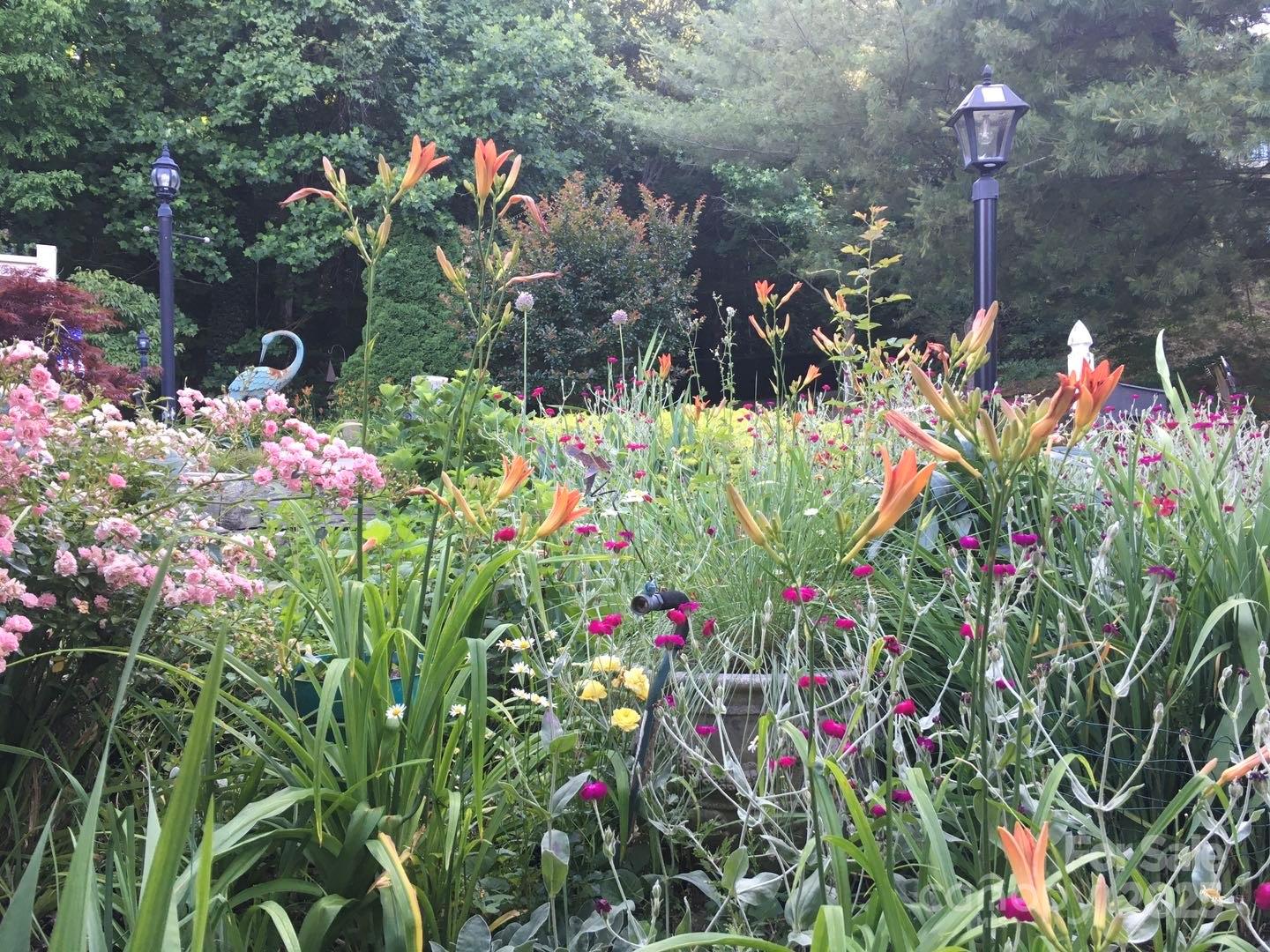 60 Park Avenue Street Asheville NC 28803