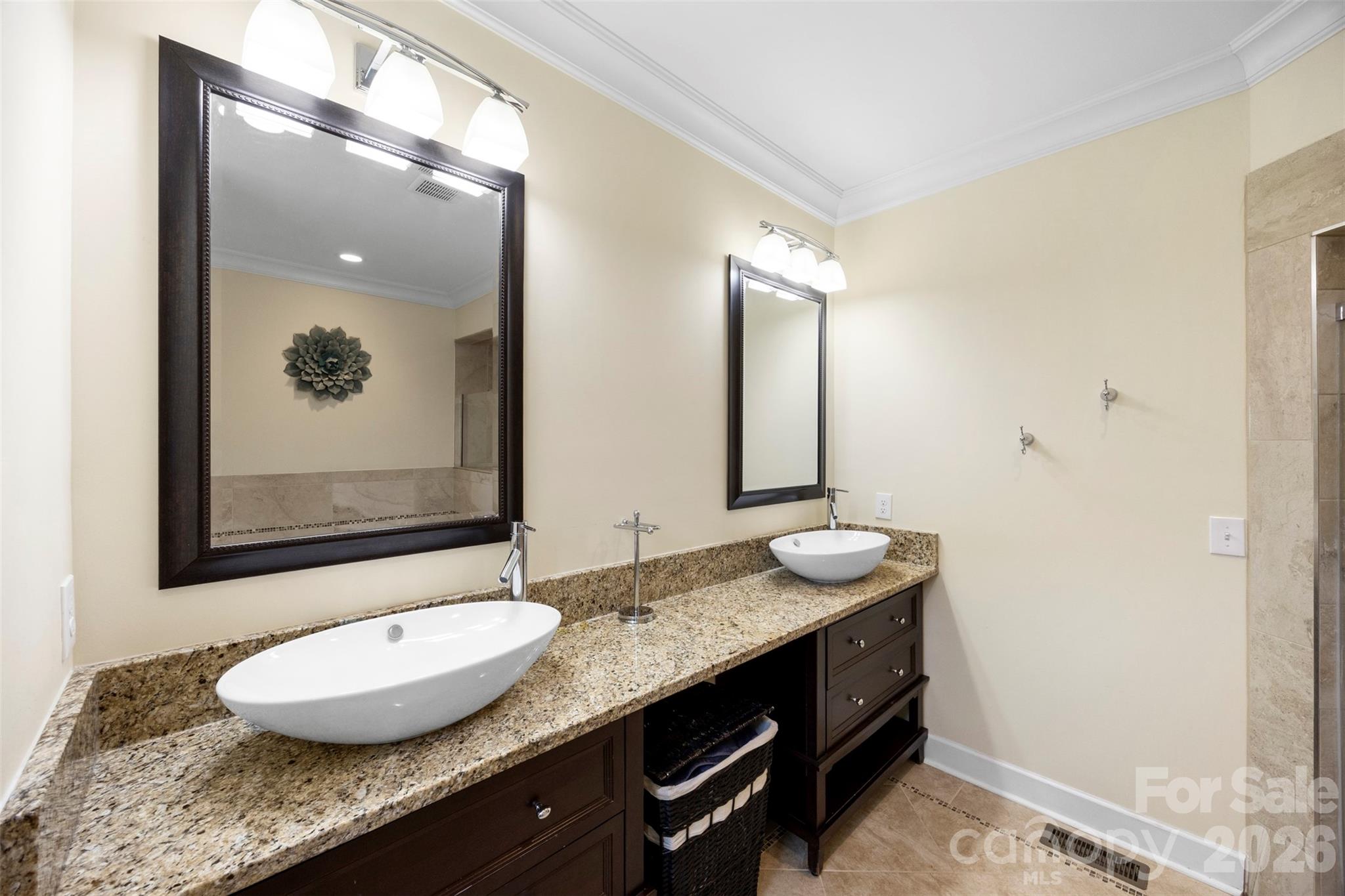 1823 Allen Street Charlotte NC 28205