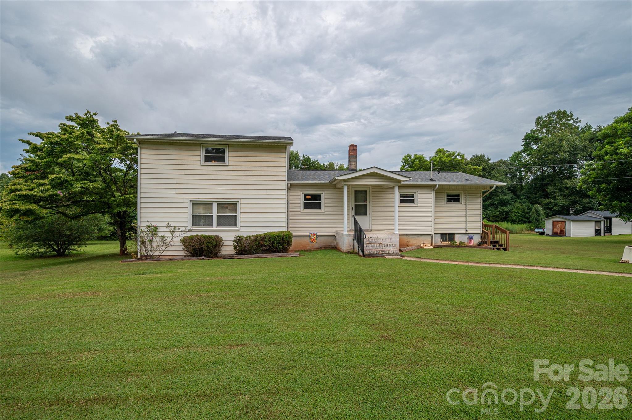 2320 Claremont Road Newton NC 28658