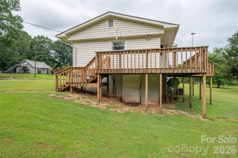 2320 Claremont Road Newton NC 28658