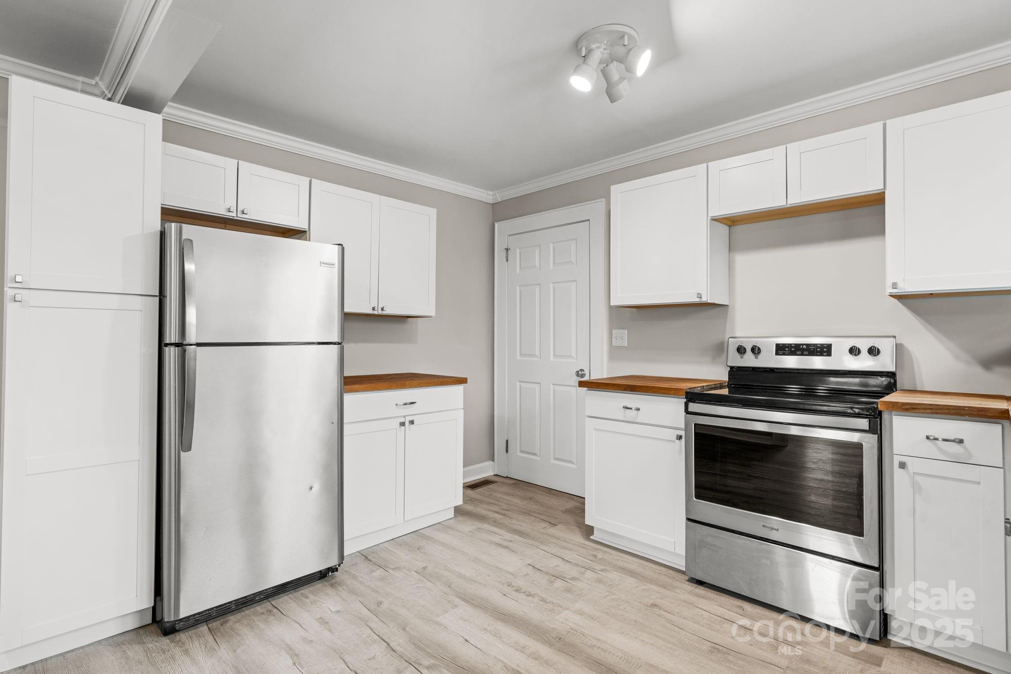 1529 4th Street NE Hickory NC 28601